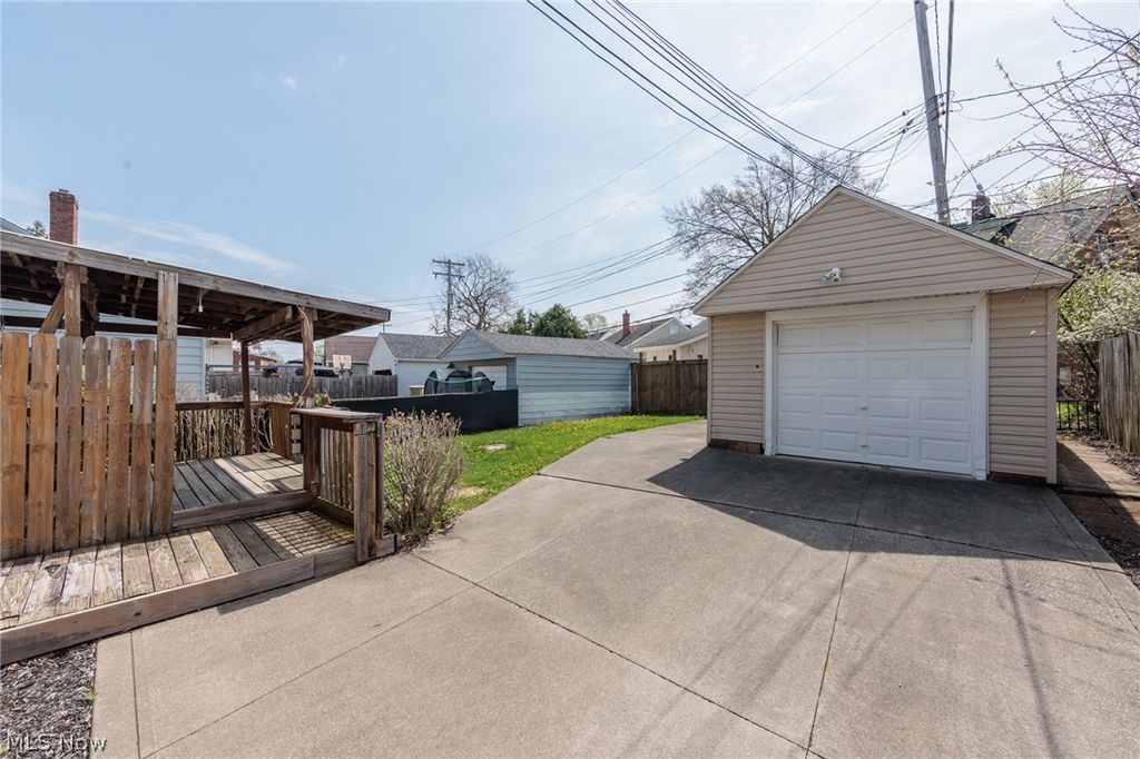 Photo of 6103 Allanwood Drive, Parma, OH 44129 (MLS # 5201447)