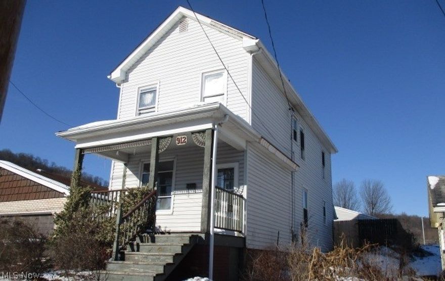 This property is now under auction terms. Pre-sale offers call listing agent. This property is pursuant to the Auction Terms& Conditions minimum may apply).  Please contact listing agent for  details   This is a reserve auction and all offers are subject to seller approval.  Please contact listing agent for details.