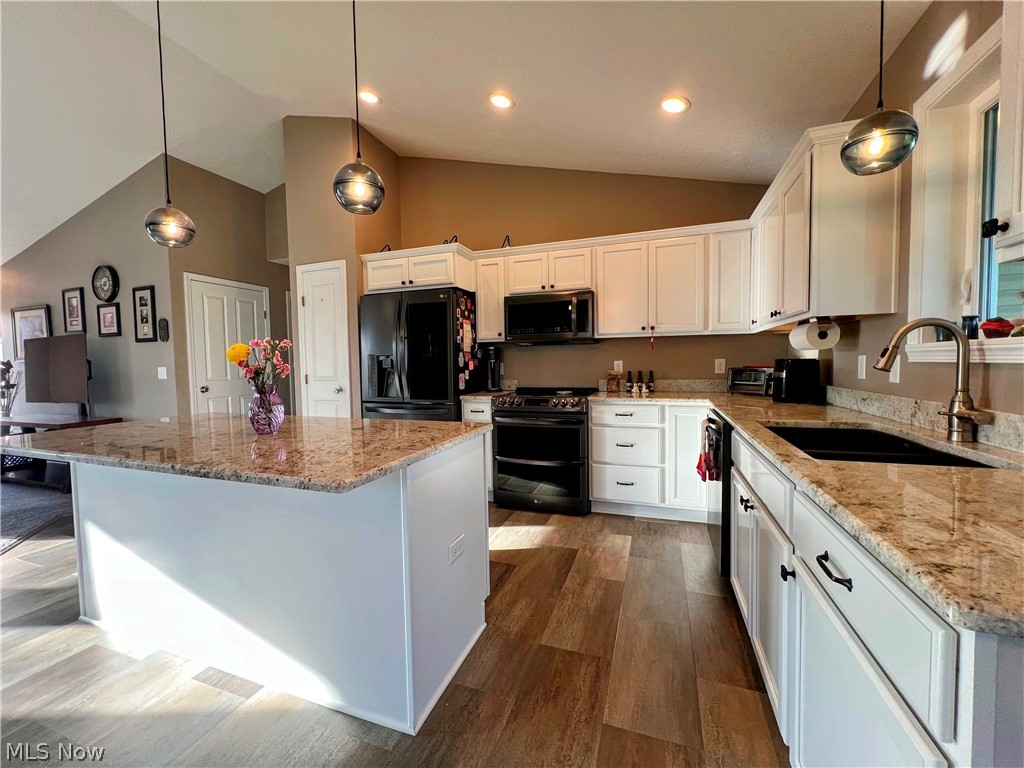 Camden Meadow/Pery Hills Village - Residential