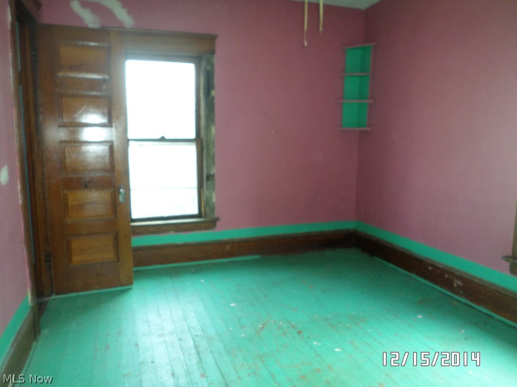 F R Elliotts - Residential