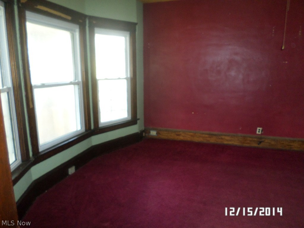 F R Elliotts - Residential