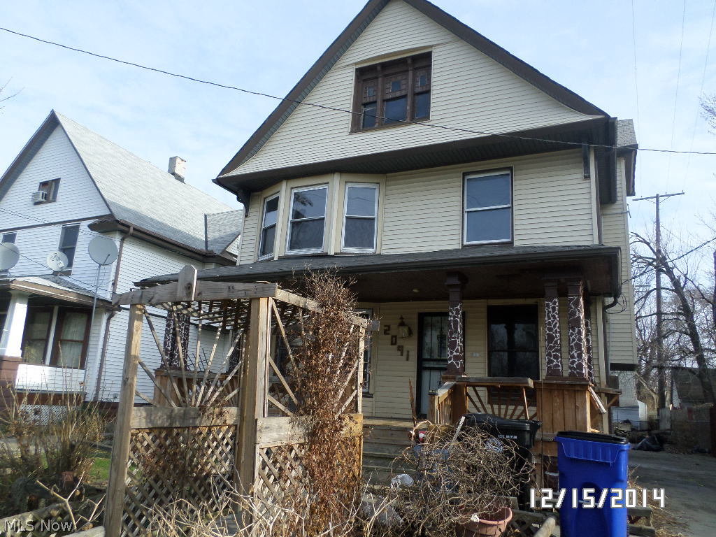 F R Elliotts - Residential