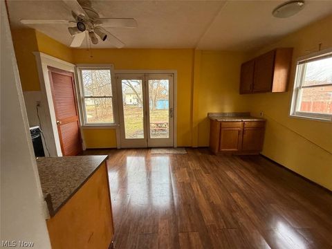 Tiny photo for 2329 Winfield Way NE, Canton, OH 44705 (MLS # 5188182)