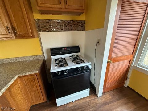 Tiny photo for 2329 Winfield Way NE, Canton, OH 44705 (MLS # 5188182)