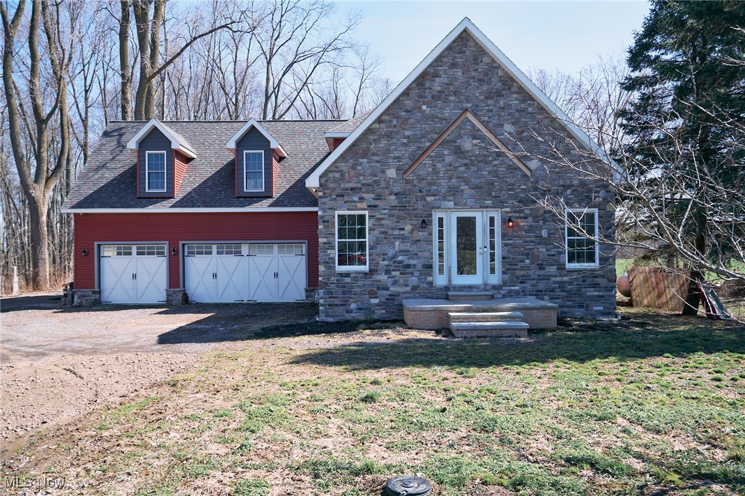11135 Baumhart Road, Amherst, Ohio image 1