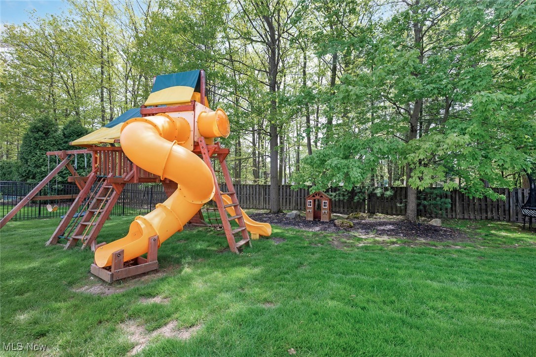 2901 Crystalwood Drive, Broadview Heights, Ohio image 49