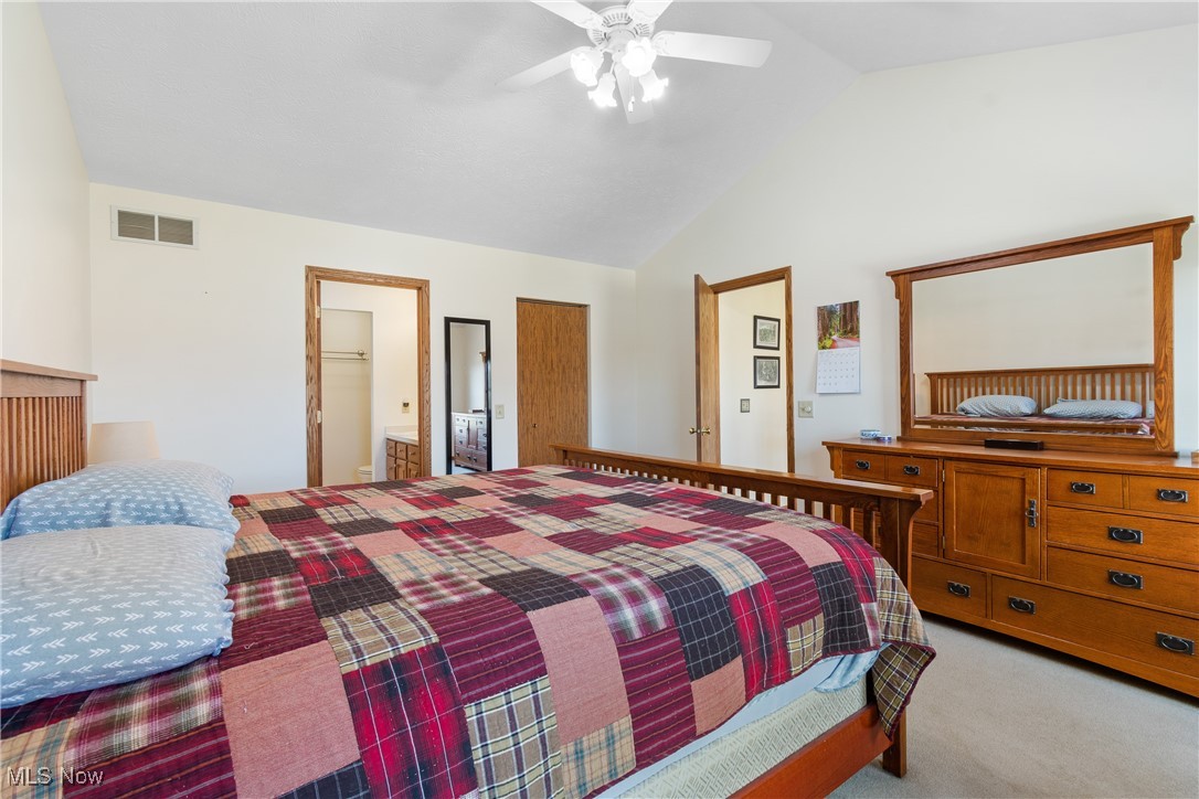 6032 Emerald Lakes Drive, Medina, Ohio image 18