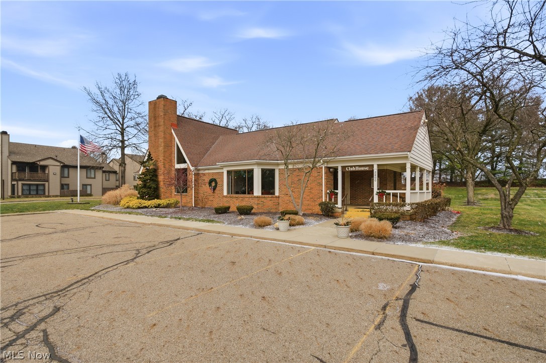 London Square Village - Residential