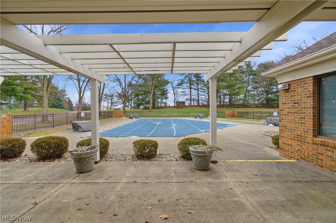 London Square Village - Residential