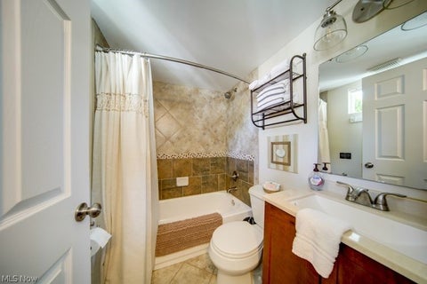 Tiny photo for 4884 Francis Street, Geneva on the Lake, OH 44041 (MLS # 5239020)