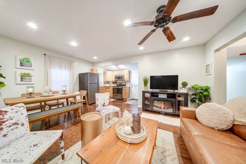 Tiny photo for 4884 Francis Street, Geneva on the Lake, OH 44041 (MLS # 5239020)