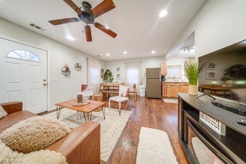 Tiny photo for 4884 Francis Street, Geneva on the Lake, OH 44041 (MLS # 5239020)