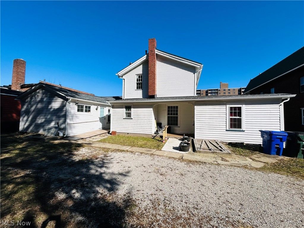 Photo of 1828 4th Street, Cuyahoga Falls, OH 44221 (MLS # 5190573)