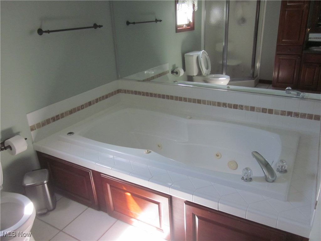 22434 Woodfield Trail, Strongsville, Ohio image 28