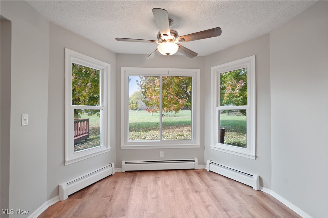 Artesian Lake Estate - Residential