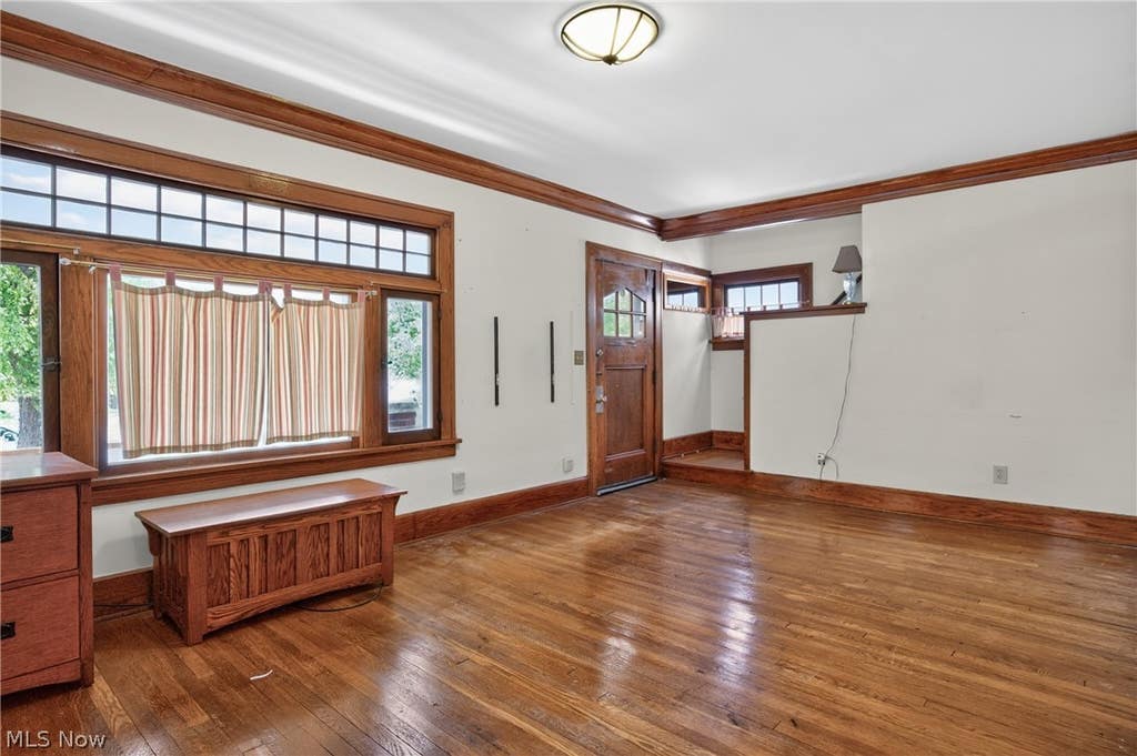 Photo of 2223 Carabel Avenue, Lakewood, OH 44107 (MLS # 5219681)