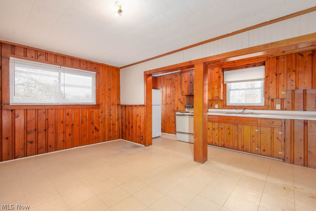 Rk - Residential Income