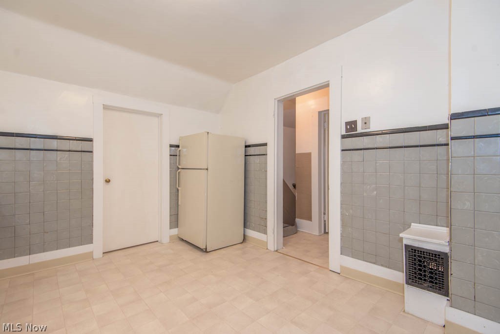 Rk - Residential Income