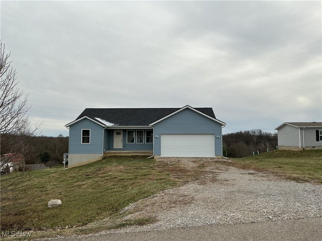 Photo of 6153 Branch Circle Road, Zanesville, OH 43701 (MLS # 5176592)