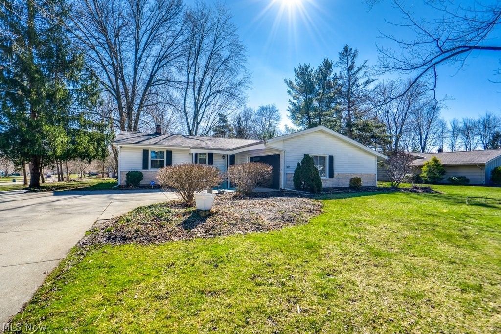 Photo of 5995 Liberty Road, Solon, OH 44139 (MLS # 5191826)