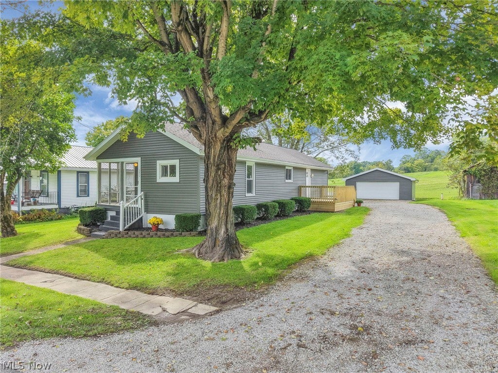 3825 Roberts Addition