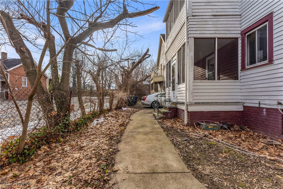 Euclid 08 - Residential Lease