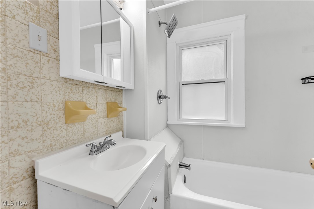 Euclid 08 - Residential Lease