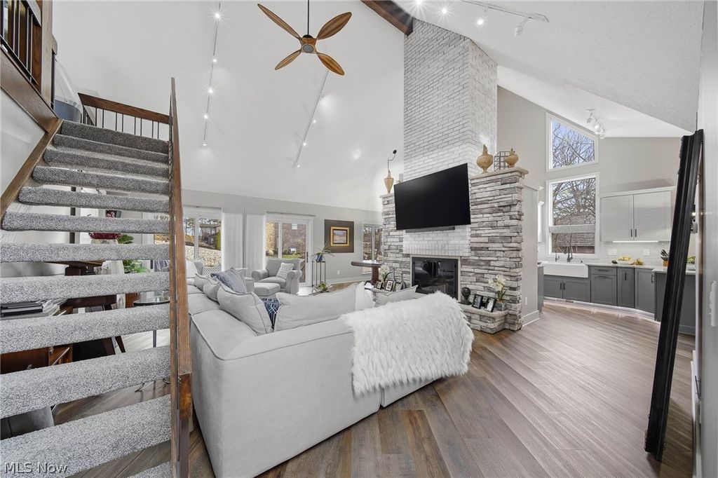 Photo of 6132 Cedar Lane NW, Canton, OH 44708 (MLS # 5204387)