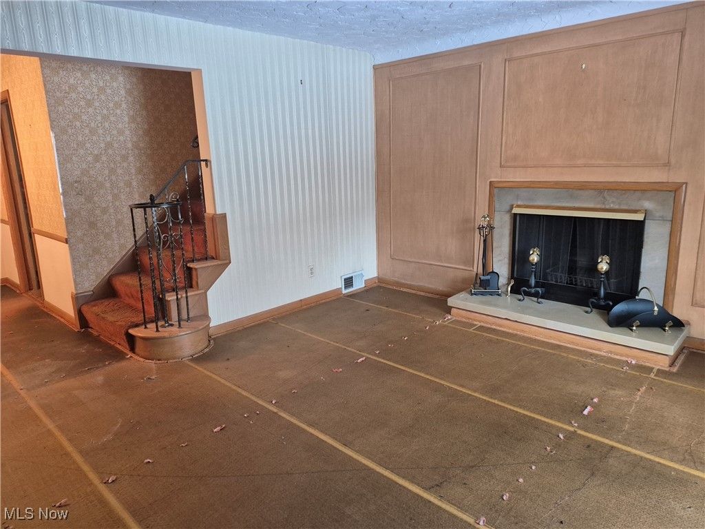 Photo of 2515 Bolton Road, Cleveland Heights, OH 44118 (MLS # 5174797)