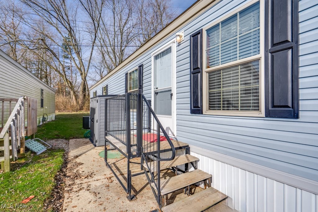 2606 Lincoln Way, Massillon, Ohio image 3