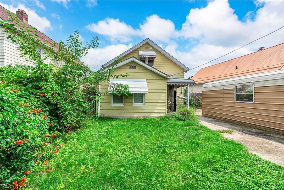 3810 Highland Road
