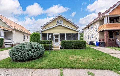 Homes For Sale - 3810 Highland Road<br/> Cleveland, OH 44111