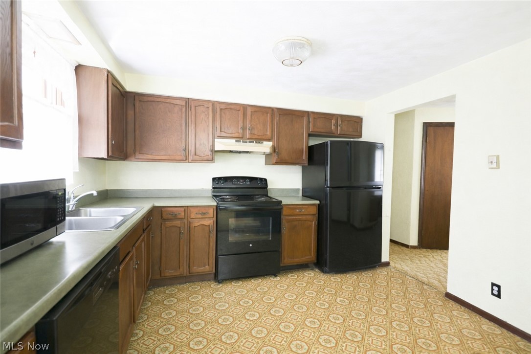 La Adkins Sub - Residential