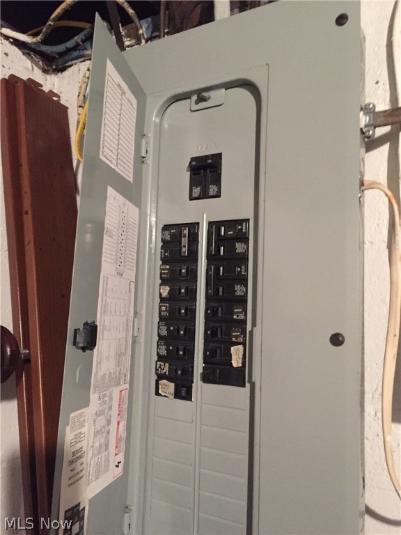 Reeves Add01 - Residential