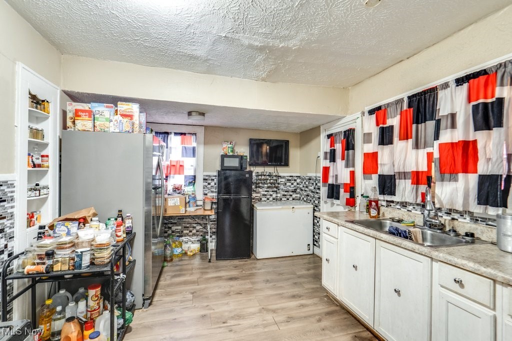 16116 Westview Avenue, Cleveland, Ohio image 12
