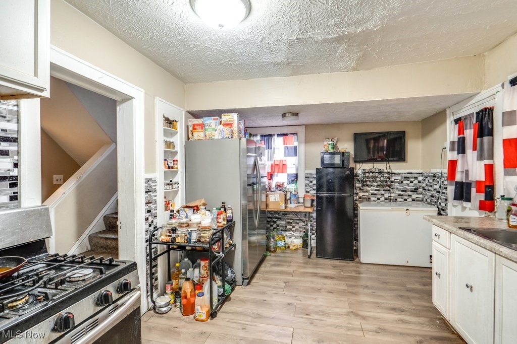 16116 Westview Avenue, Cleveland, Ohio image 11