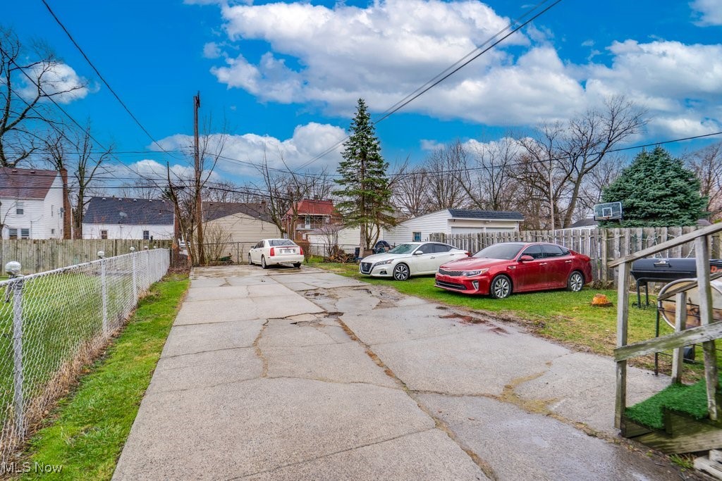 16116 Westview Avenue, Cleveland, Ohio image 4