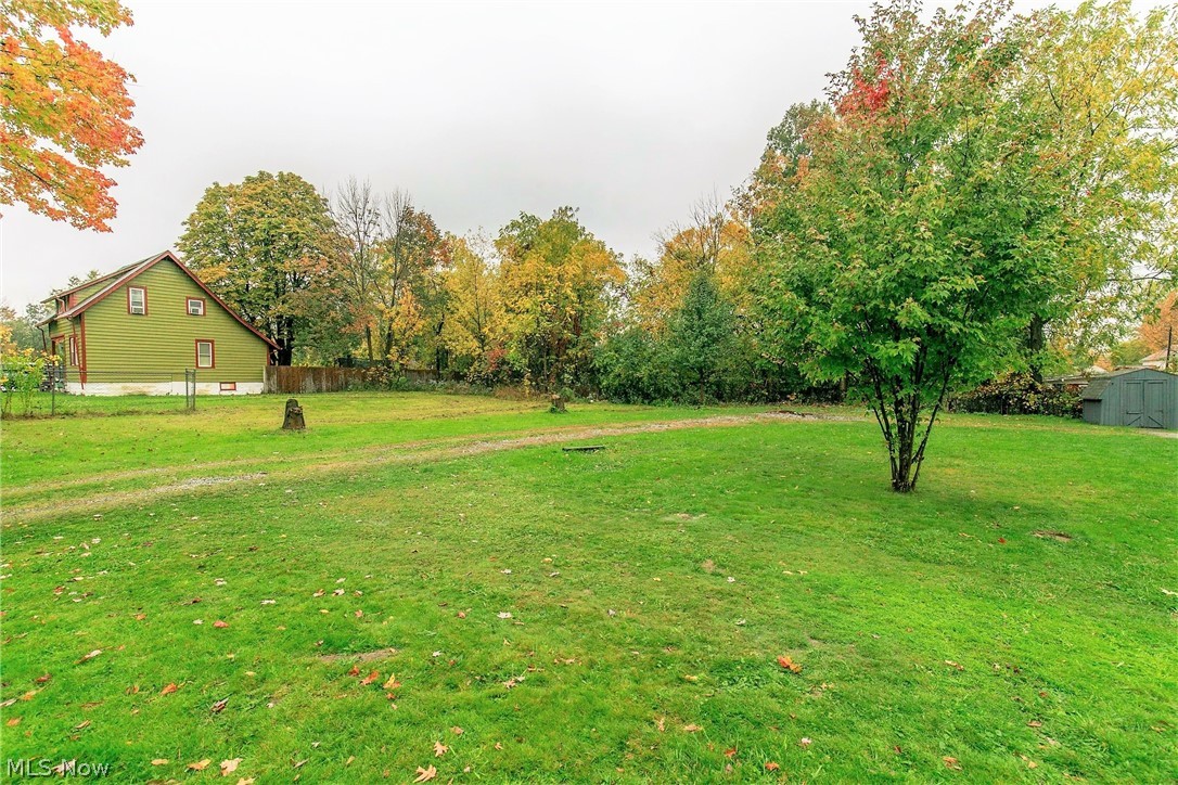 A G Frisbies City View - Residential