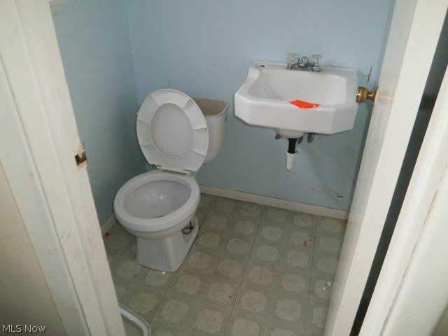 Westwood Twnhs Condo - Residential