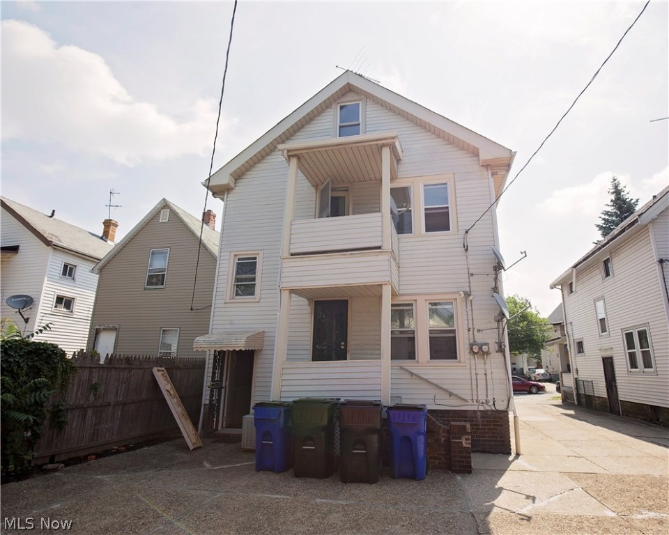 Bradley & Cobbs Madison Park Al - Residential Income