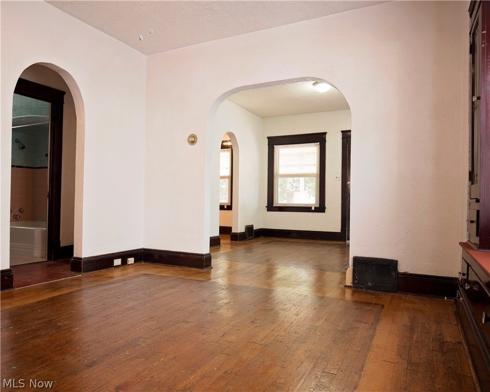 Bradley & Cobbs Madison Park Al - Residential Income