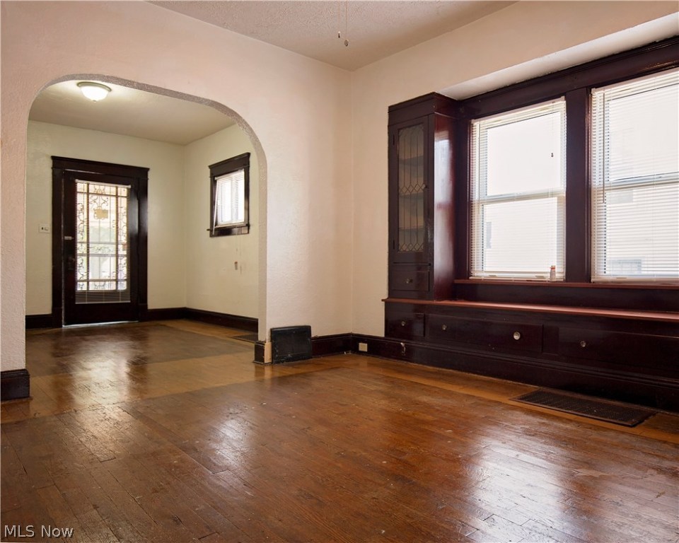 Bradley & Cobbs Madison Park Al - Residential Income