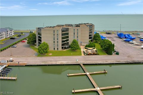 Tiny photo for 711 W Lakeshore Drive #203, Port Clinton, OH 43452 (MLS # 5222055)