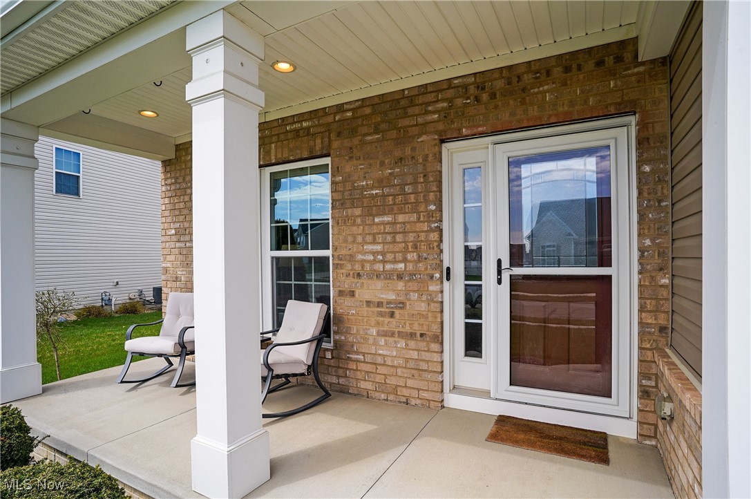 4767 Briar Hill Drive, Ravenna, Ohio image 3