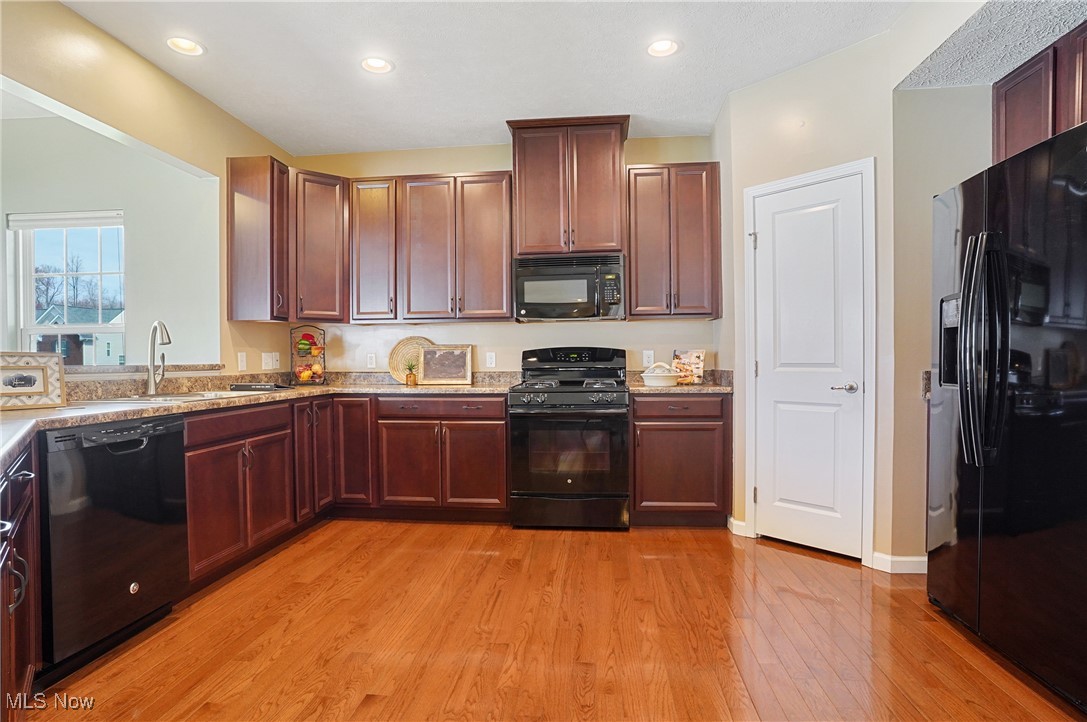 4767 Briar Hill Drive, Ravenna, Ohio image 14