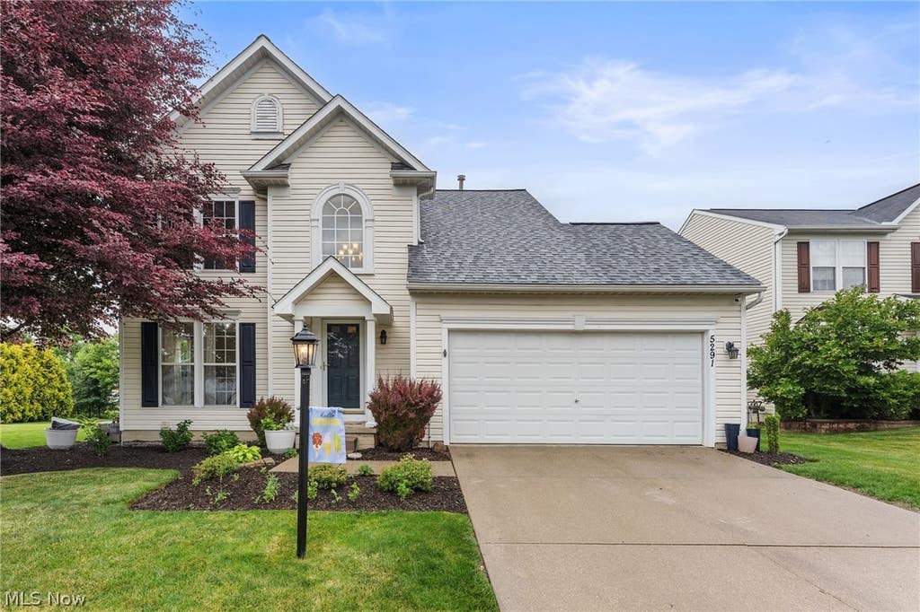Photo of 5291 Stonehurst Drive, Brunswick, OH 44212 (MLS # 5220659)