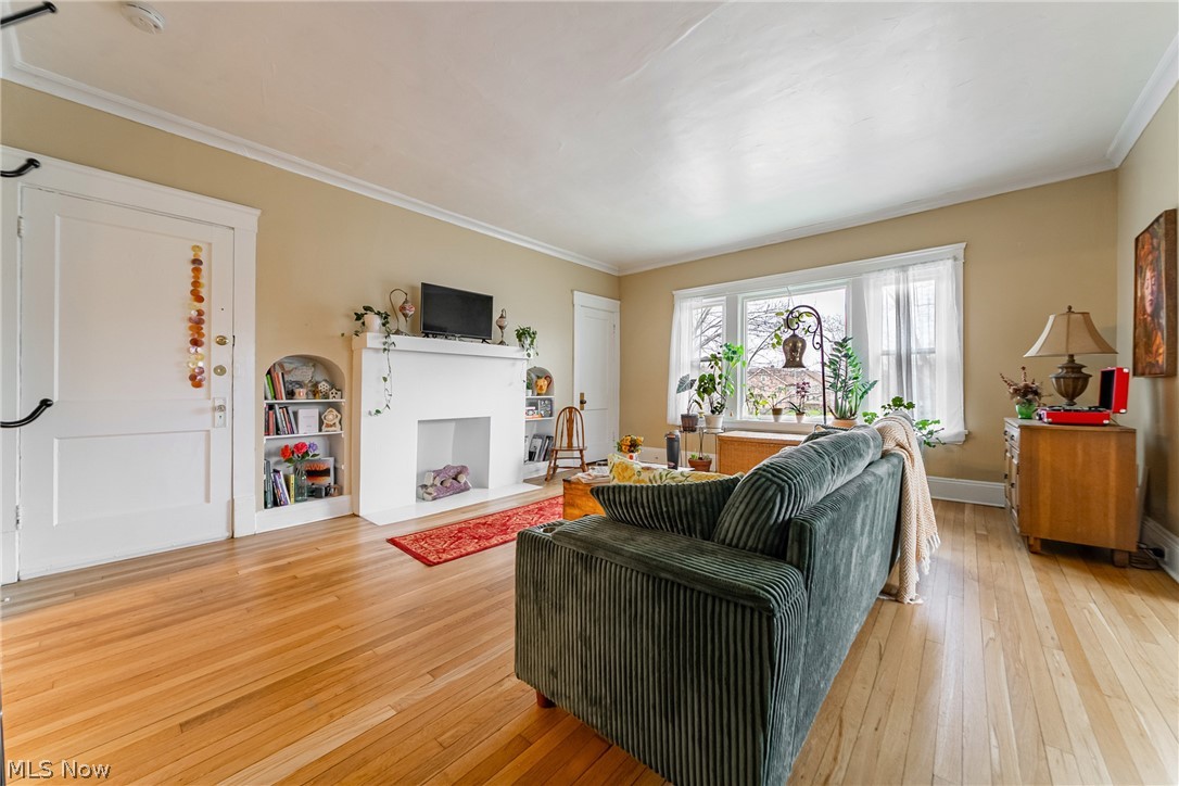 Coventry Mayfield Land Cos Su - Residential Income