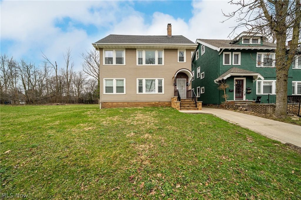 Photo of 1630 Coventry Road, Cleveland Heights, OH 44118 (MLS # 5196461)