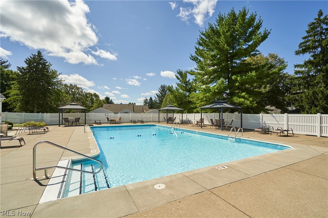928 Sturbridge Drive