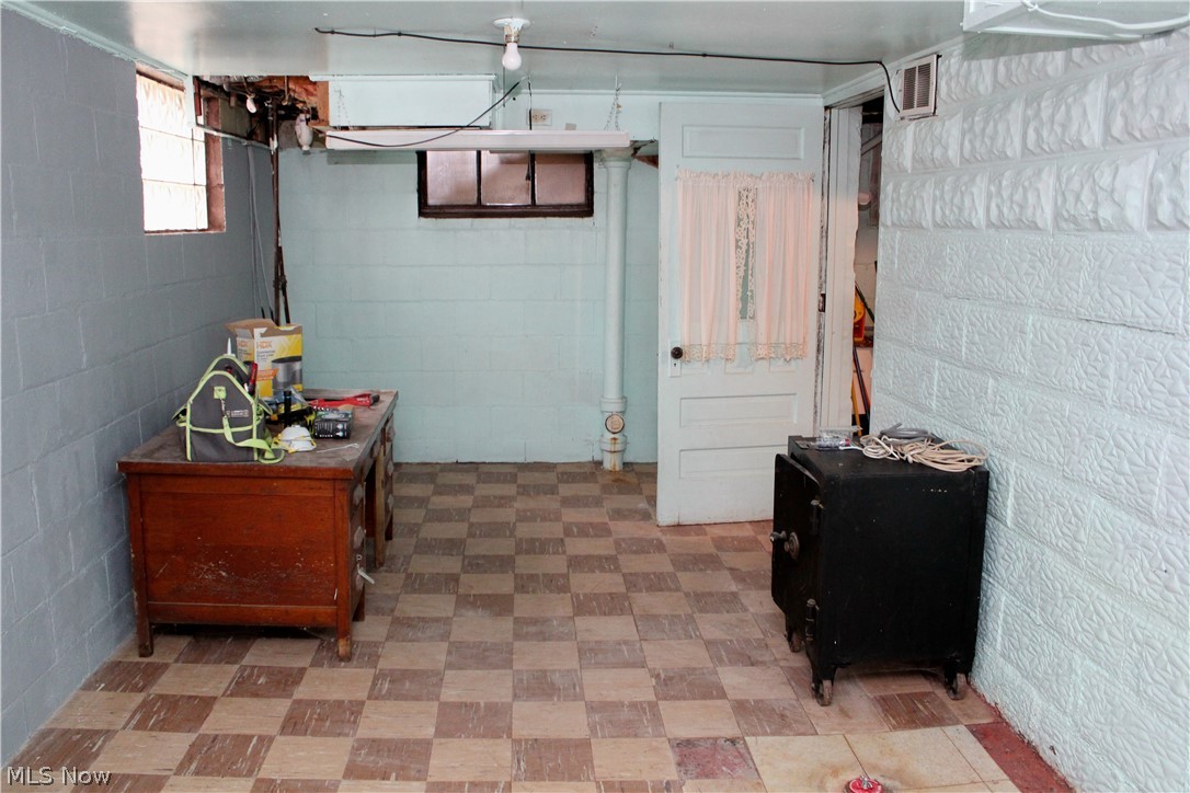 City/Youngstown - Residential